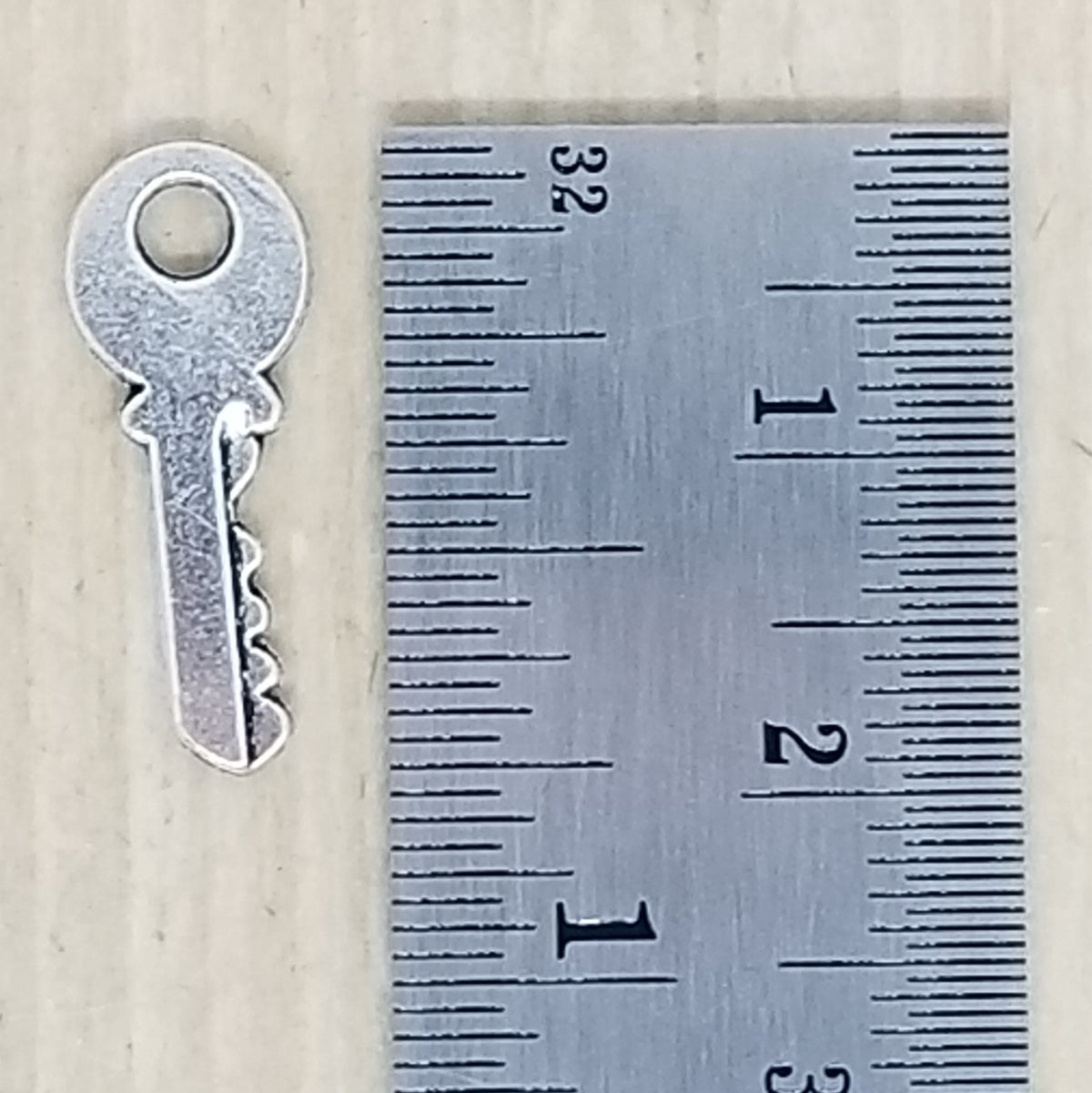 Simple Key Charm - lot of 10