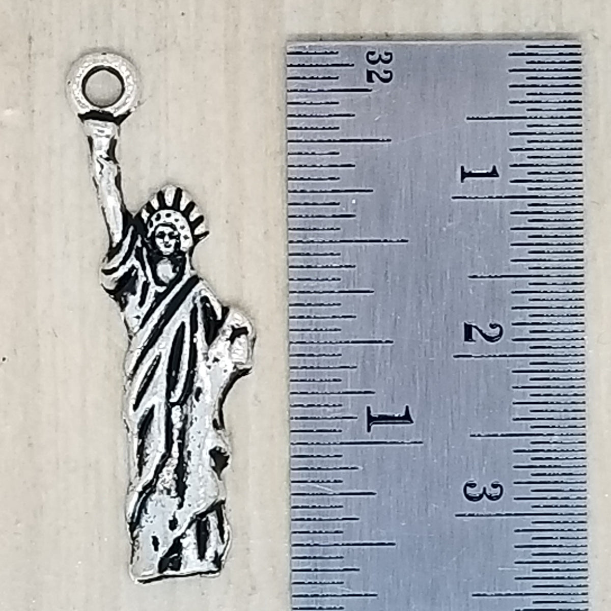 Statue of Liberty Charm - lot of 7