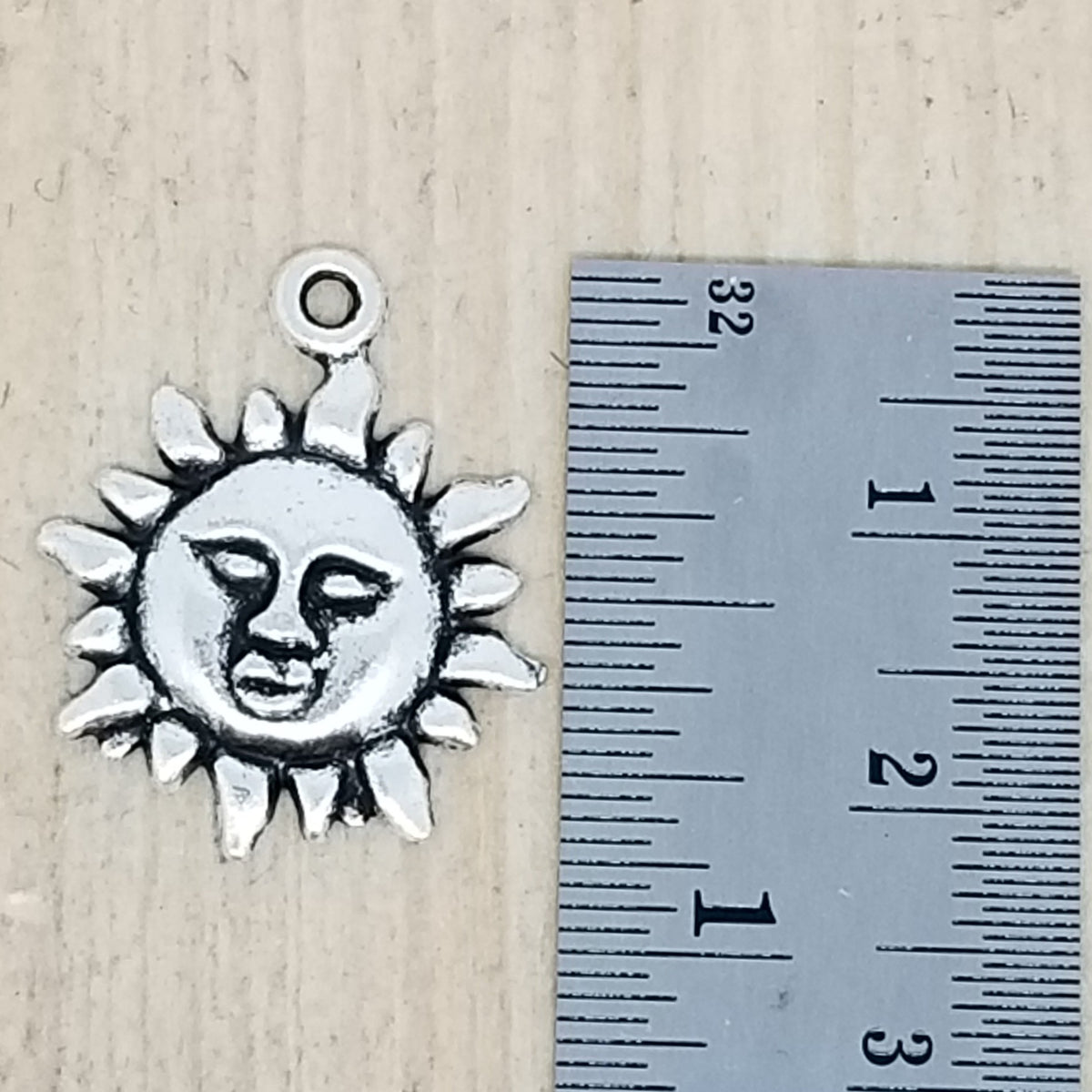 Sun with face charm - lot of 5